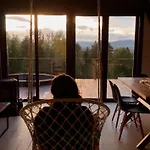 The Sunset будиночок з чаном чан не входить у вартість * Zhuraky