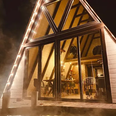 Holiday home The Sunset будиночок з чаном чан не входить у вартість Zhuraky