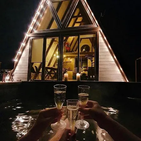 The Sunset будиночок з чаном чан не входить у вартість Zhuraky