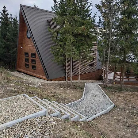 Holiday home The Sunset будиночок з чаном чан не входить у вартість Zhuraky