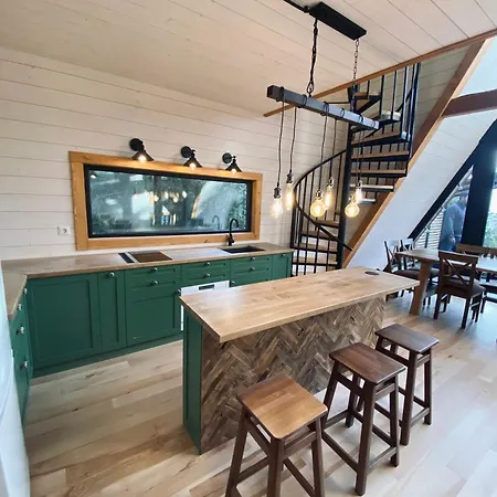 The Sunset будиночок з чаном чан не входить у вартість