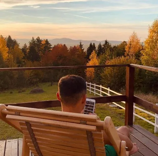 Holiday home The Sunset будиночок з чаном чан не входить у вартість Zhuraky