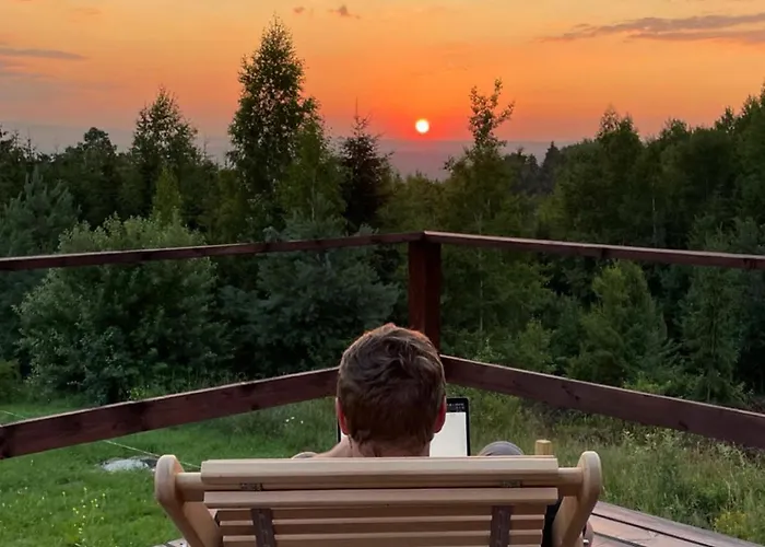 The Sunset будиночок з чаном чан не входить у вартість Holiday home Zhuraky
